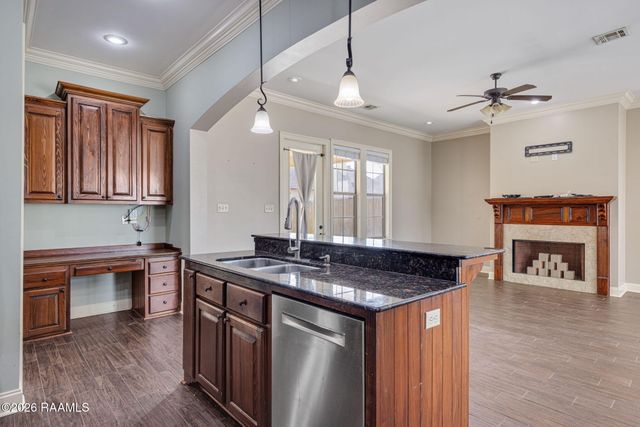 108 Fox Creek Drive, Youngsville, LA 70592