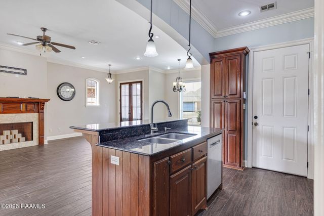 108 Fox Creek Drive, Youngsville, LA 70592