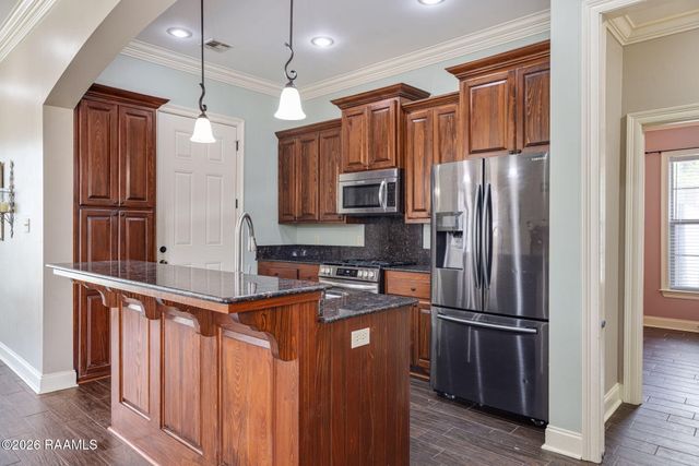 108 Fox Creek Drive, Youngsville, LA 70592