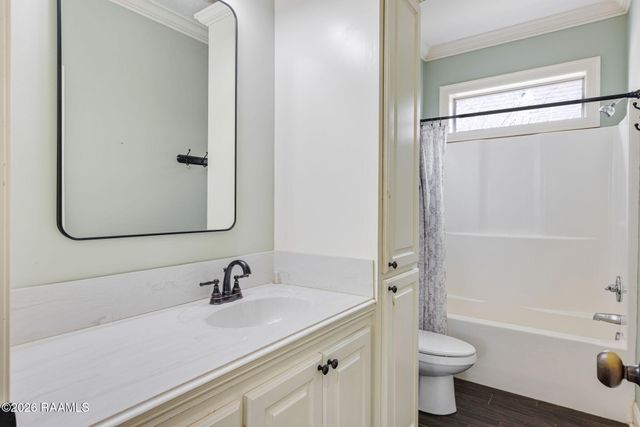 108 Fox Creek Drive, Youngsville, LA 70592