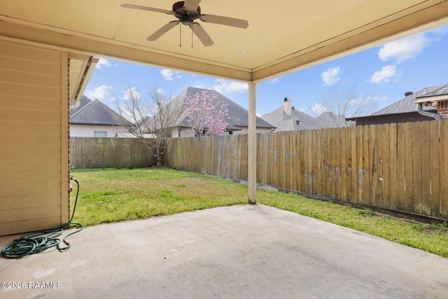 108 Fox Creek Drive, Youngsville, LA 70592