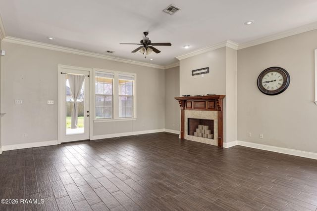 108 Fox Creek Drive, Youngsville, LA 70592