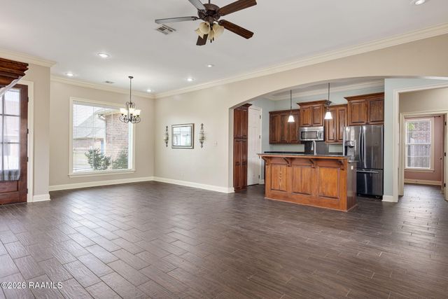 108 Fox Creek Drive, Youngsville, LA 70592