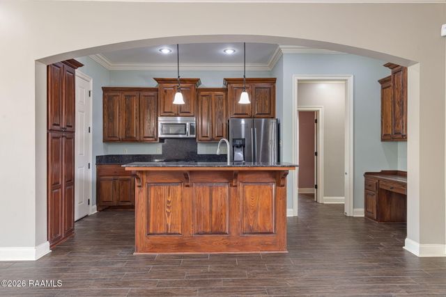 108 Fox Creek Drive, Youngsville, LA 70592