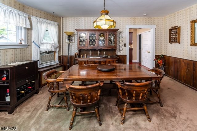 25 E Spring St, Somerville Boro, NJ 08876
