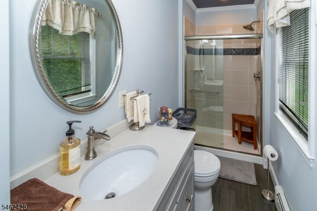 25 E Spring St, Somerville Boro, NJ 08876