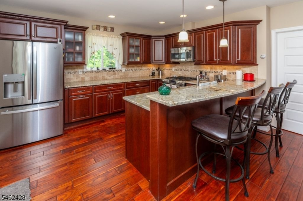 25 E Spring St, Somerville Boro, NJ 08876 — photo 3