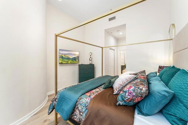 801 S Olive Avenue 413, West Palm Beach, FL 33401