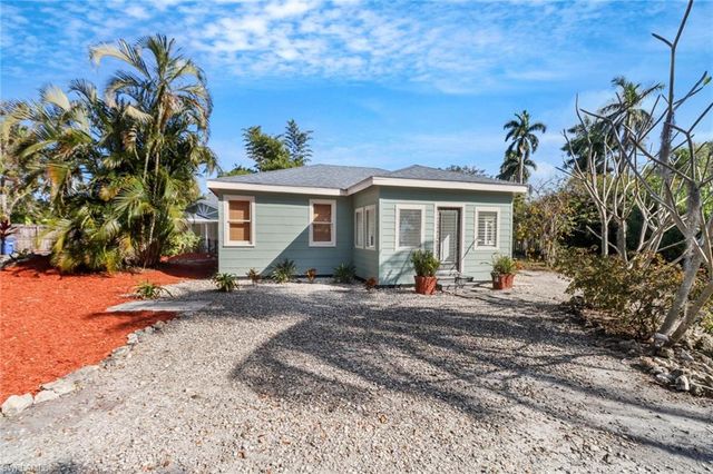 847 James ST, Fort Myers, FL 33916