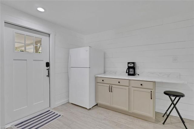 847 James ST, Fort Myers, FL 33916