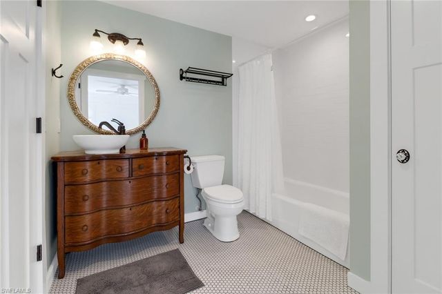 847 James ST, Fort Myers, FL 33916