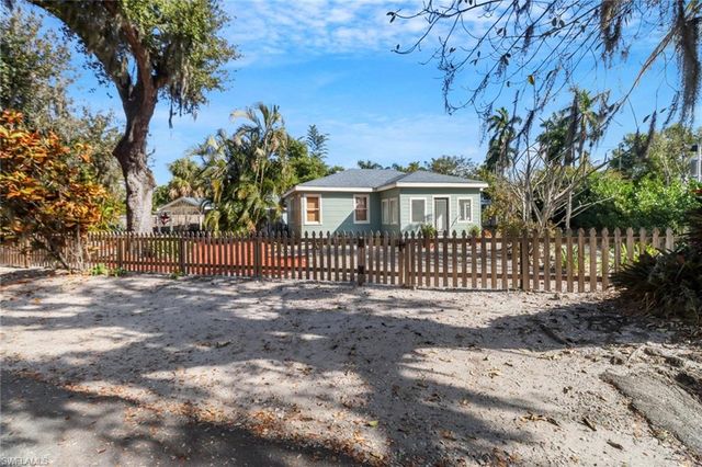 847 James ST, Fort Myers, FL 33916