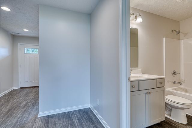 9919 Blyth Drive, Evansville, IN 47725