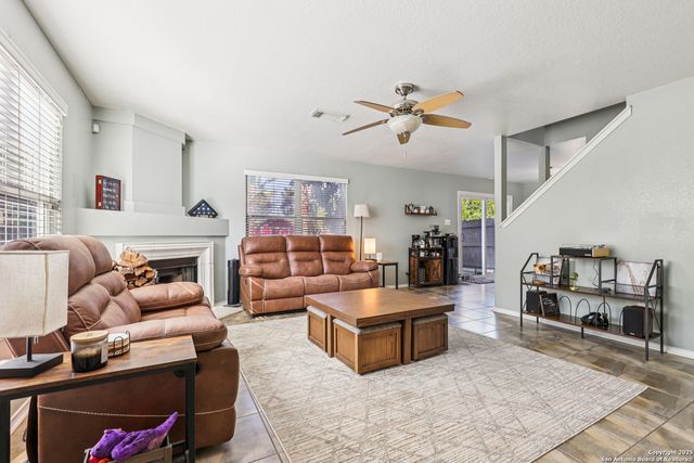 8915 Gathering Pass, Converse, TX 78109
