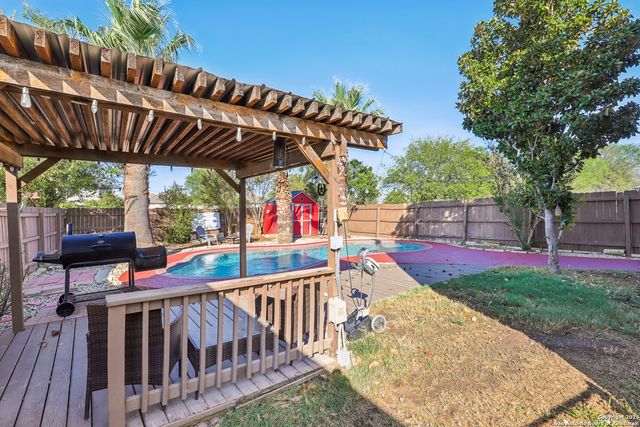 8915 Gathering Pass, Converse, TX 78109