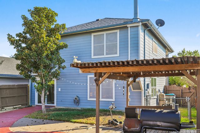 8915 Gathering Pass, Converse, TX 78109