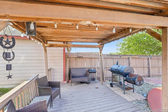 8915 Gathering Pass, Converse, TX 78109