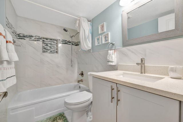 10310 S Ocean Drive 305, Jensen Beach, FL 34957