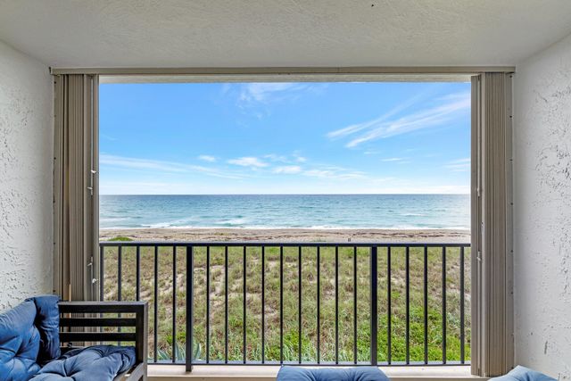 10310 S Ocean Drive 305, Jensen Beach, FL 34957