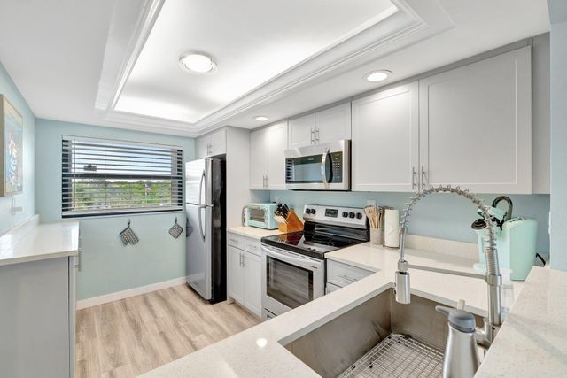 10310 S Ocean Drive 305, Jensen Beach, FL 34957
