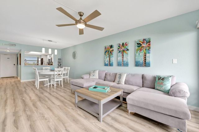 10310 S Ocean Drive 305, Jensen Beach, FL 34957