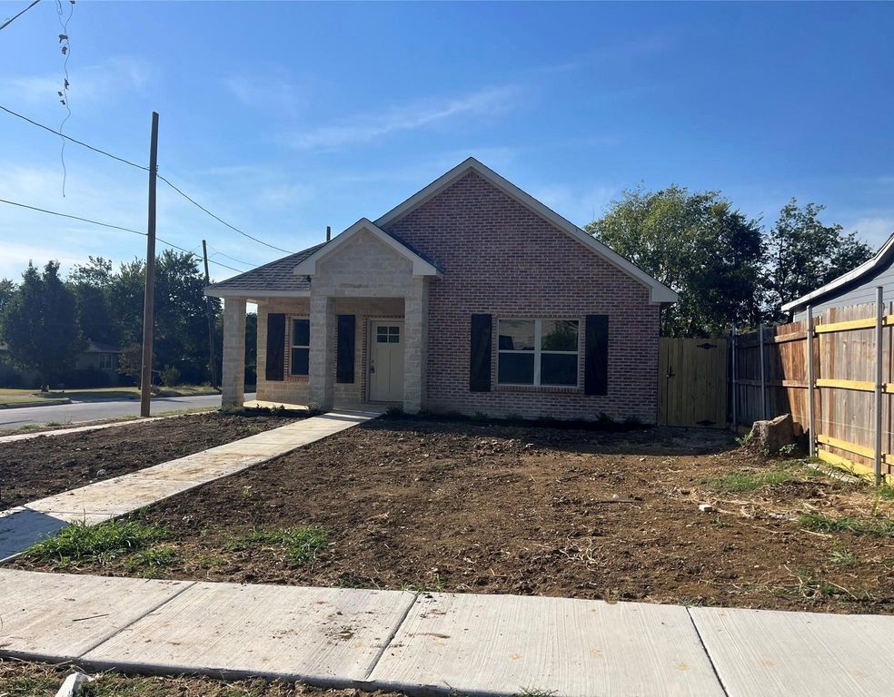 4340 M Avenue, Fort Worth, TX 76105 — exterior