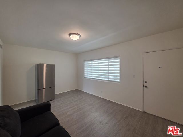 1433 Brockton Avenue 9, Los Angeles, CA 90025