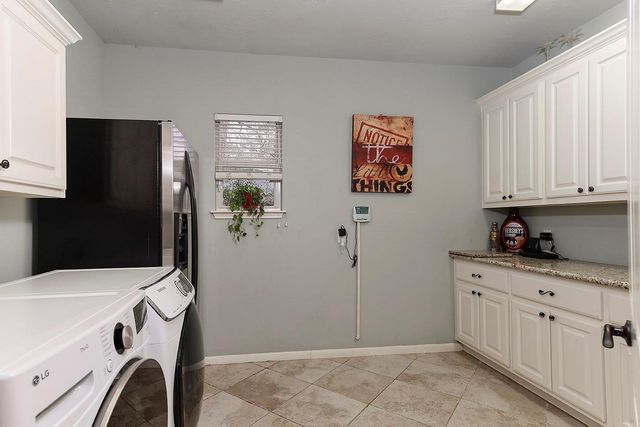 31 Bluff Creek Place, The Woodlands, TX 77382