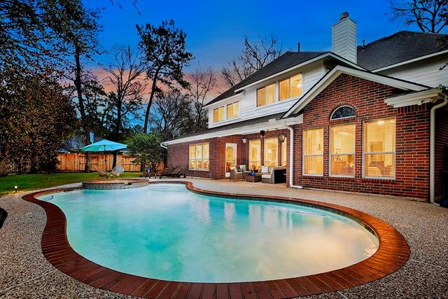 31 Bluff Creek Place, The Woodlands, TX 77382