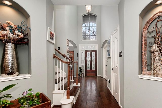 31 Bluff Creek Place, The Woodlands, TX 77382