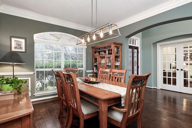 31 Bluff Creek Place, The Woodlands, TX 77382