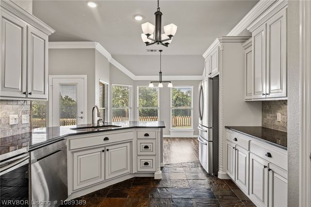 3309 Golf Course Drive, Alma, AR 72921