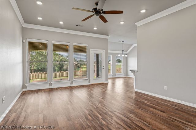 3309 Golf Course Drive, Alma, AR 72921