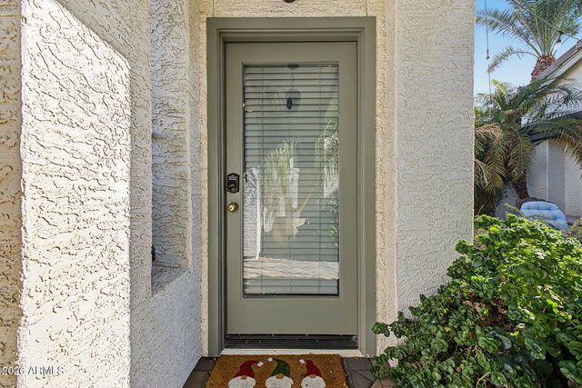 24806 S LAKEWOOD Drive, Sun Lakes, AZ 85248