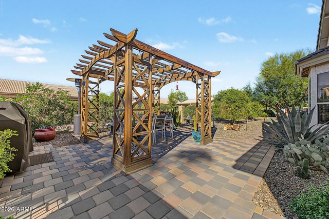 24806 S LAKEWOOD Drive, Sun Lakes, AZ 85248