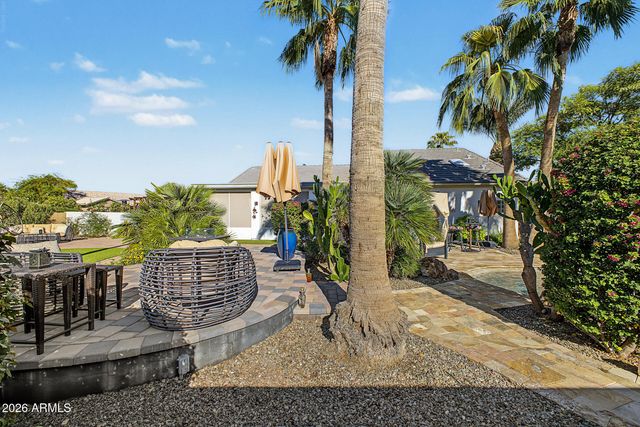 24806 S LAKEWOOD Drive, Sun Lakes, AZ 85248