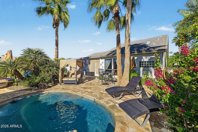 24806 S LAKEWOOD Drive, Sun Lakes, AZ 85248