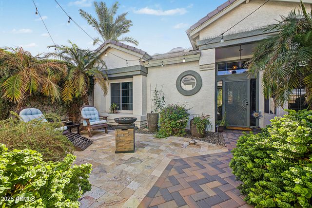 24806 S LAKEWOOD Drive, Sun Lakes, AZ 85248