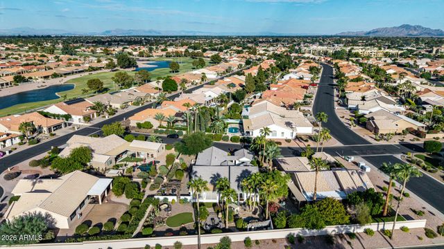 24806 S LAKEWOOD Drive, Sun Lakes, AZ 85248
