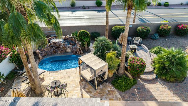 24806 S LAKEWOOD Drive, Sun Lakes, AZ 85248