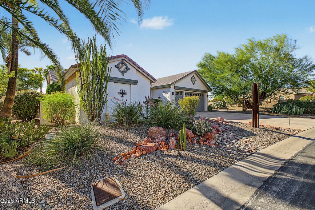 24806 S LAKEWOOD Drive, Sun Lakes, AZ 85248 — photo 2