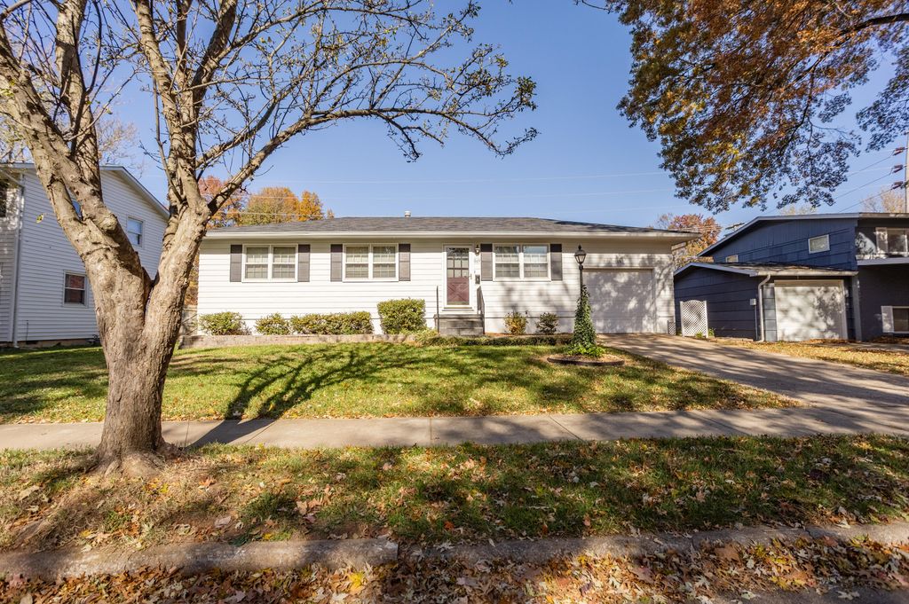 609 E Edgewood Street, Springfield, MO 65807