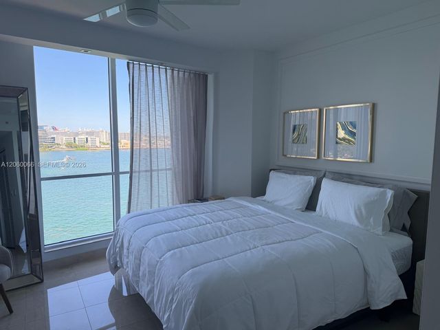 848 Brickell Key Drive 1102, Miami, FL 33131