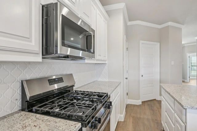 1033 Nighthawk Trail, Alvarado, TX 76009