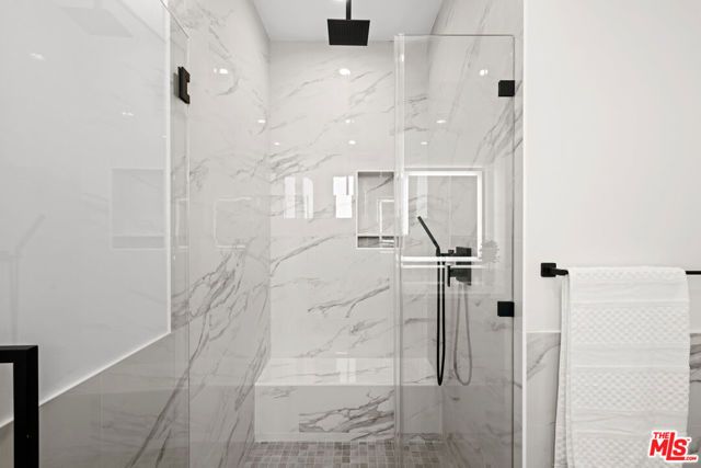 1959 Preuss Road, Los Angeles, CA 90034