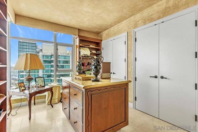 1199 Pacific 3703, San Diego, CA 92101