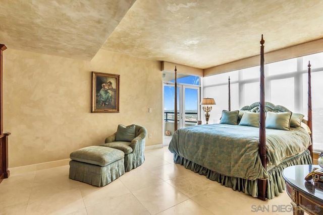 1199 Pacific 3703, San Diego, CA 92101