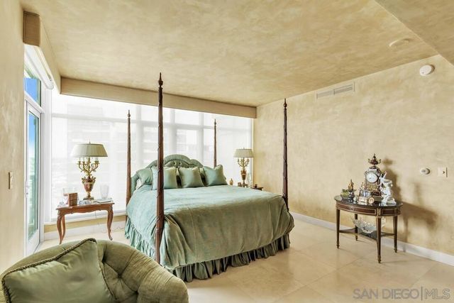 1199 Pacific 3703, San Diego, CA 92101
