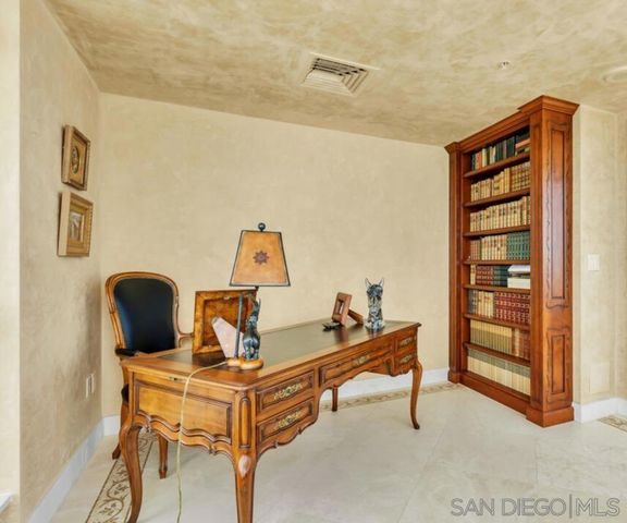1199 Pacific 3703, San Diego, CA 92101