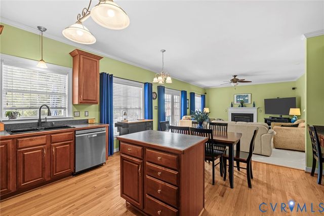 9066 Old Springfield Rd, Glen Allen, VA 23060